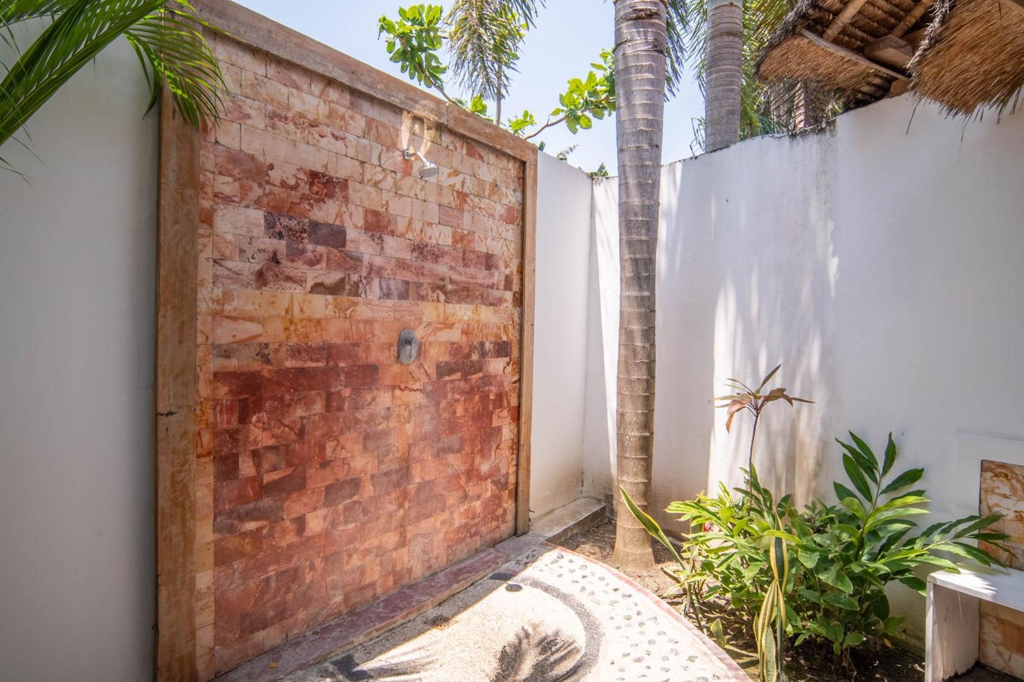 סלונג בלנאק Tiki Boutique Hotel Spa Lombok מראה חיצוני תמונה